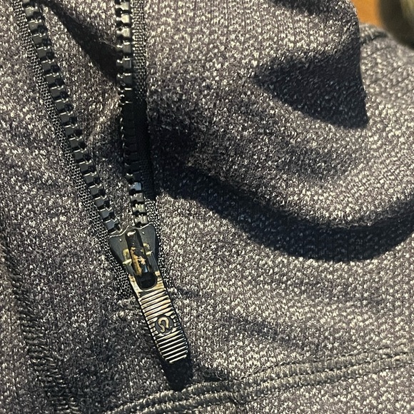 Lululemon Define Jacket - Picture 6 of 6